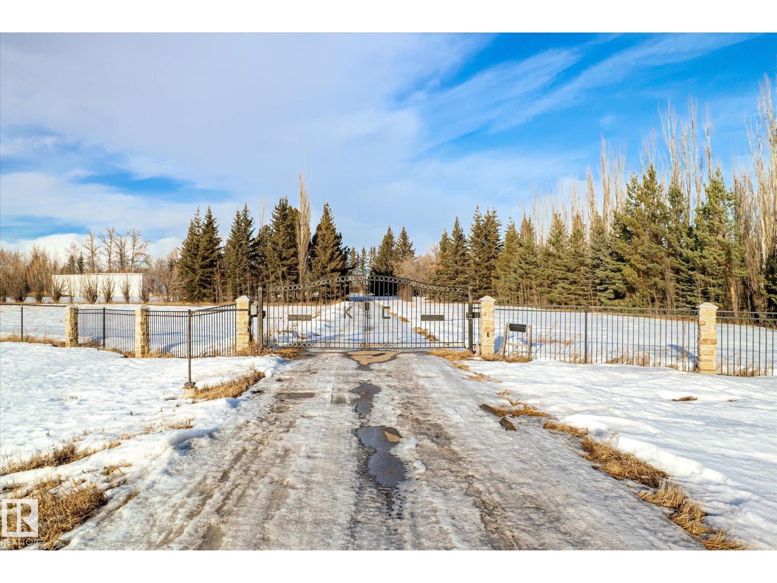 27510 HWY 37 HI, Rural Sturgeon County