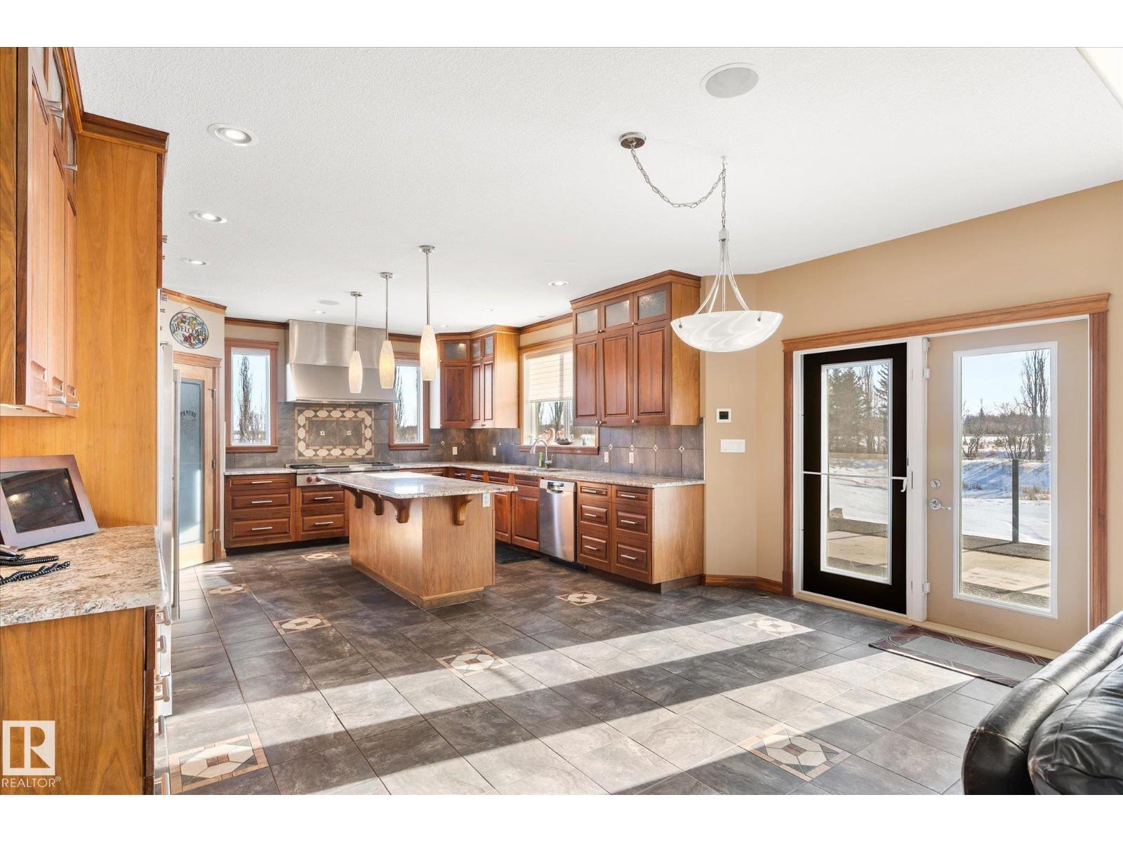 27510 HWY 37 HI, Rural Sturgeon County