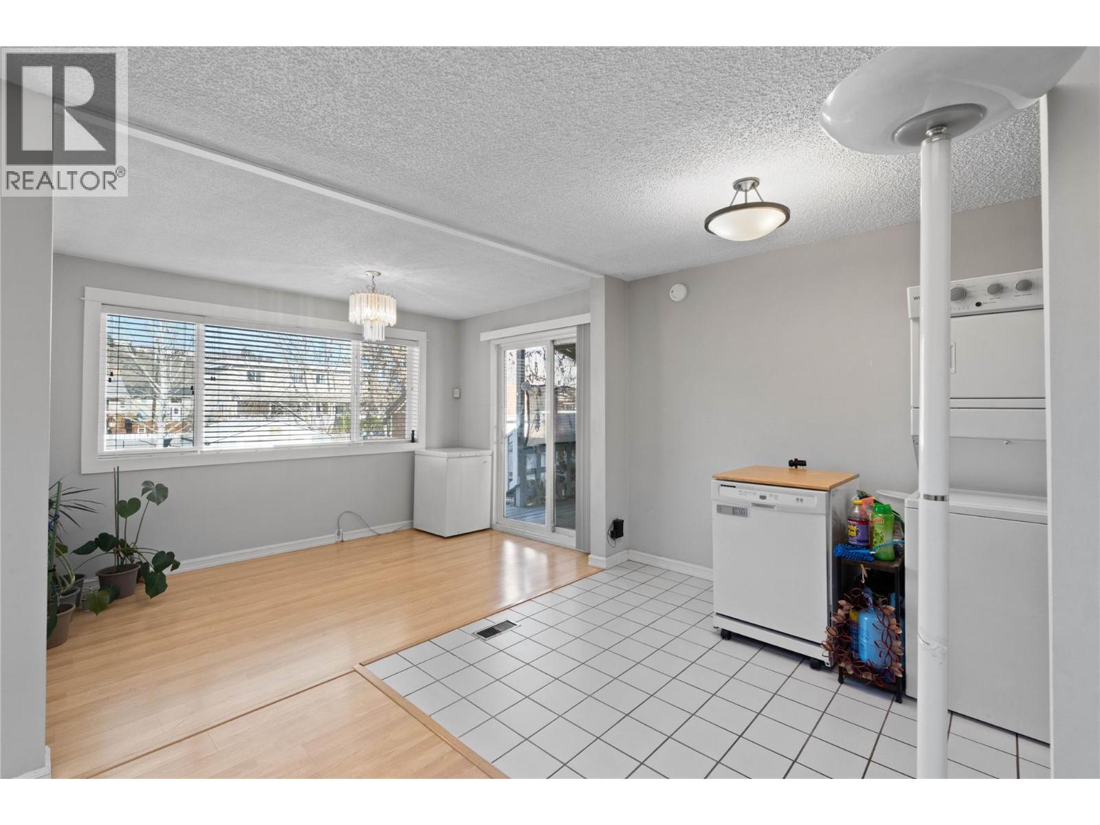 1144 PEMBROKE Avenue, Kamloops