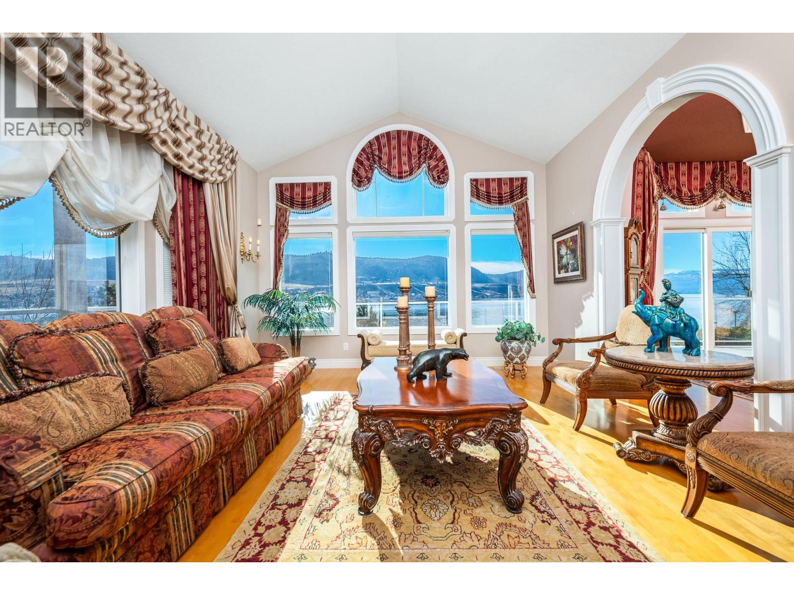 7504 Kennedy Lane, Vernon