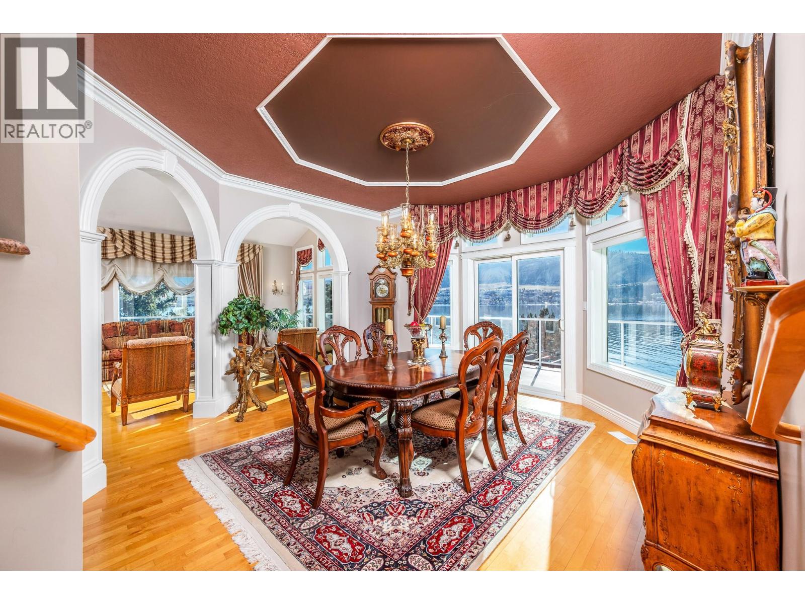 7504 Kennedy Lane, Vernon