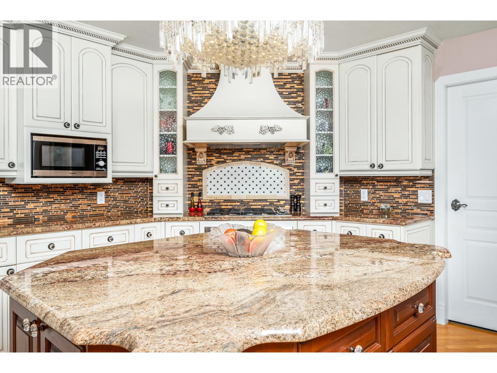 7504 Kennedy Lane, Vernon