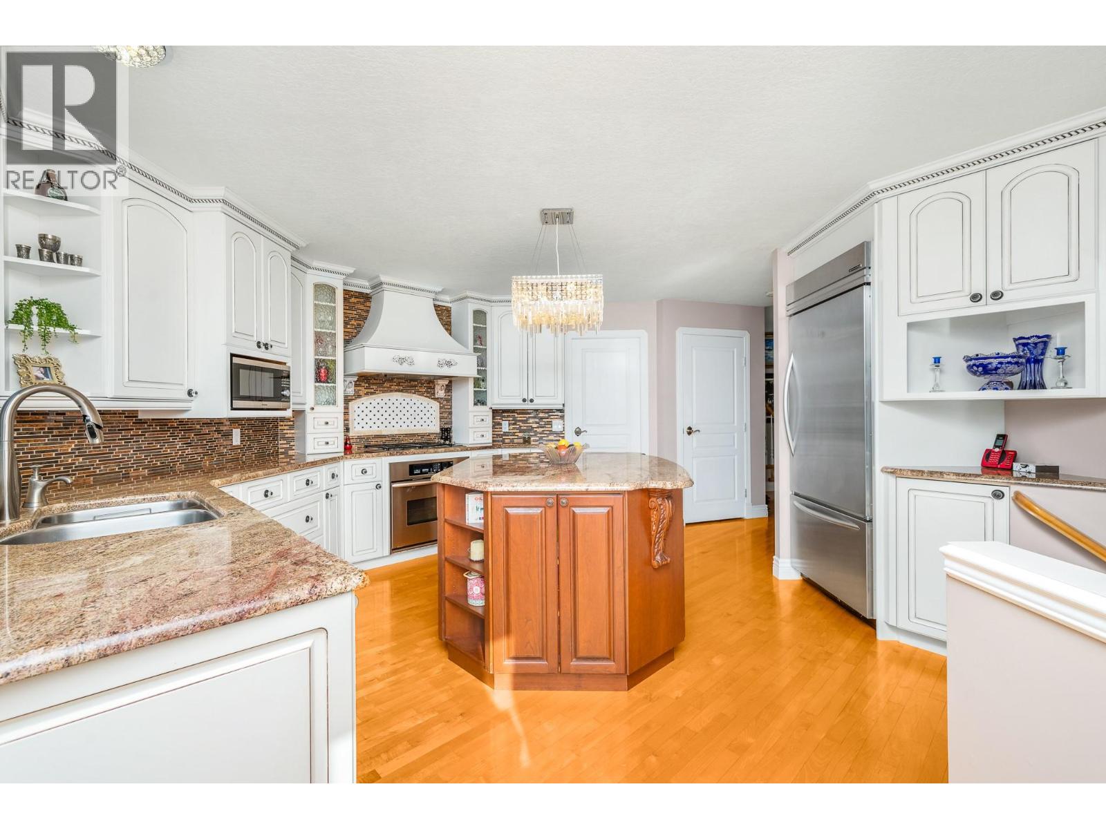 7504 Kennedy Lane, Vernon