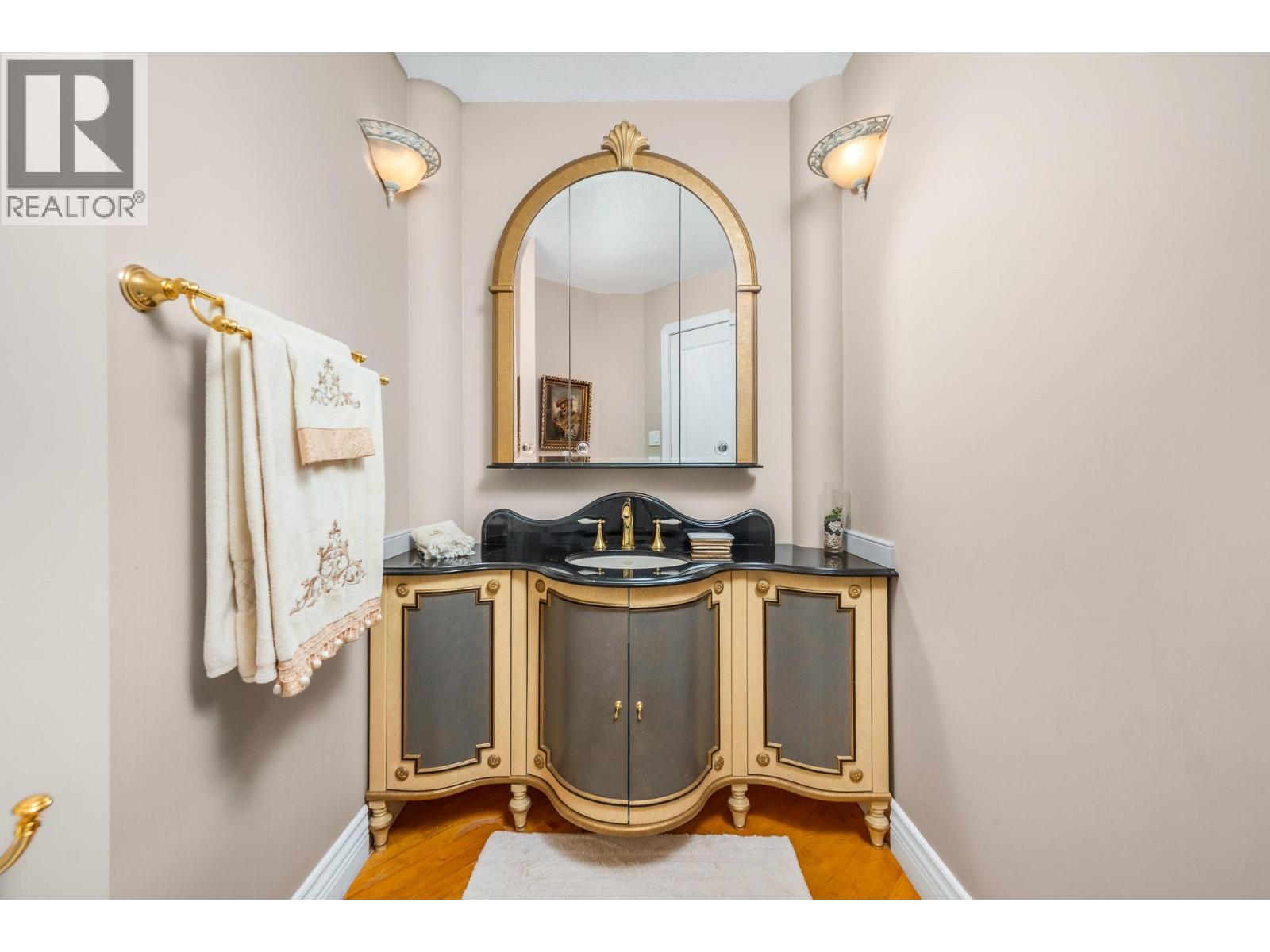 7504 Kennedy Lane, Vernon