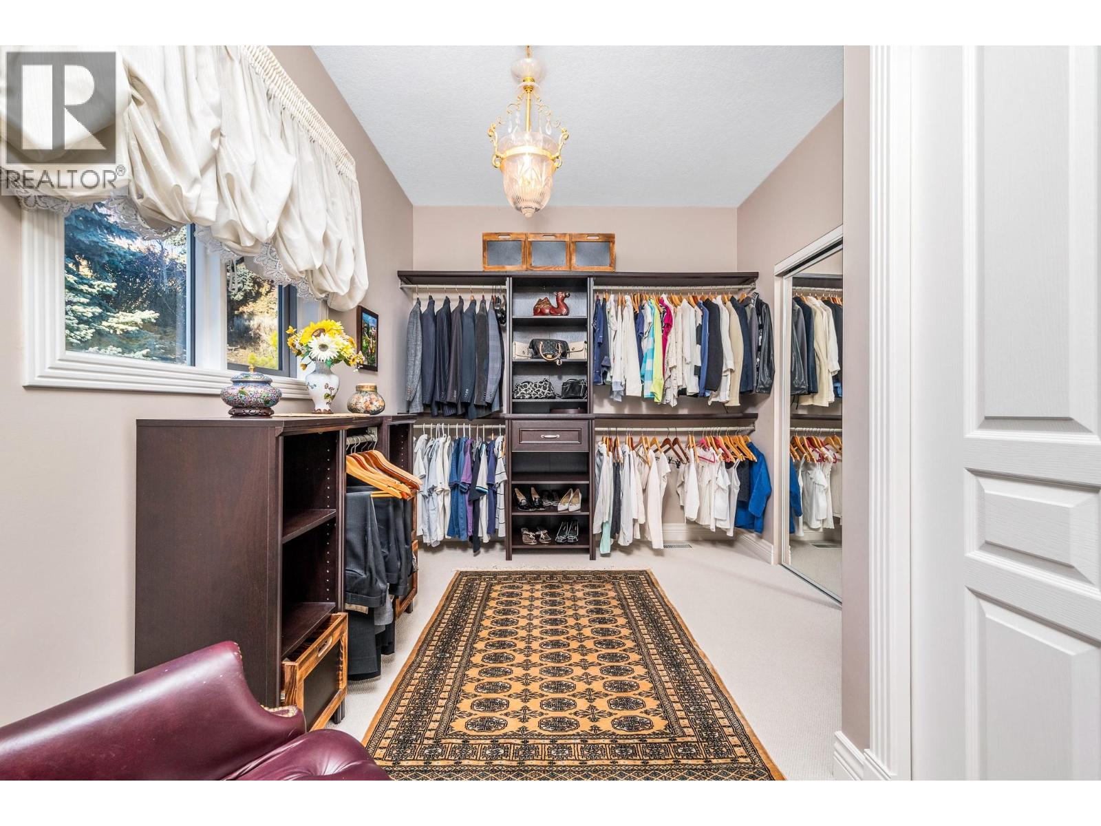 7504 Kennedy Lane, Vernon