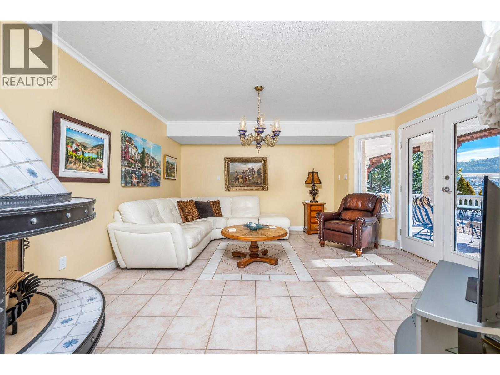 7504 Kennedy Lane, Vernon