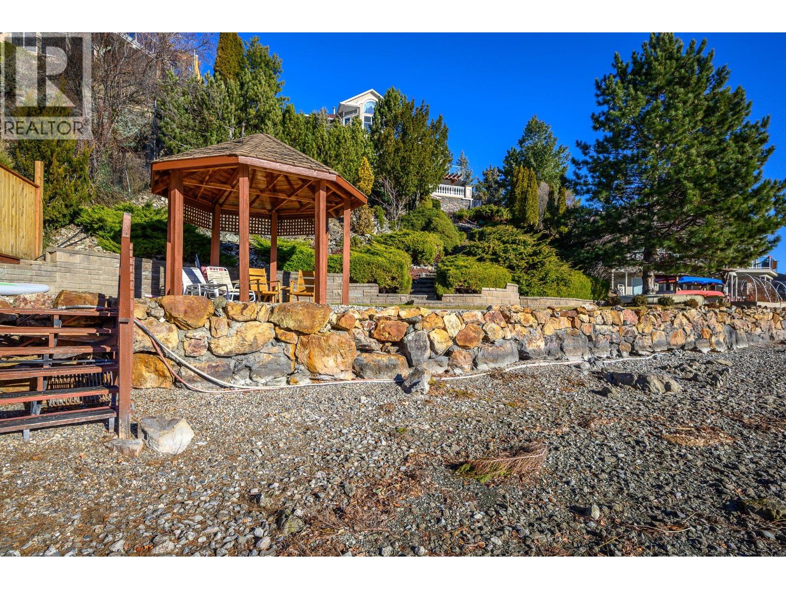 7504 Kennedy Lane, Vernon