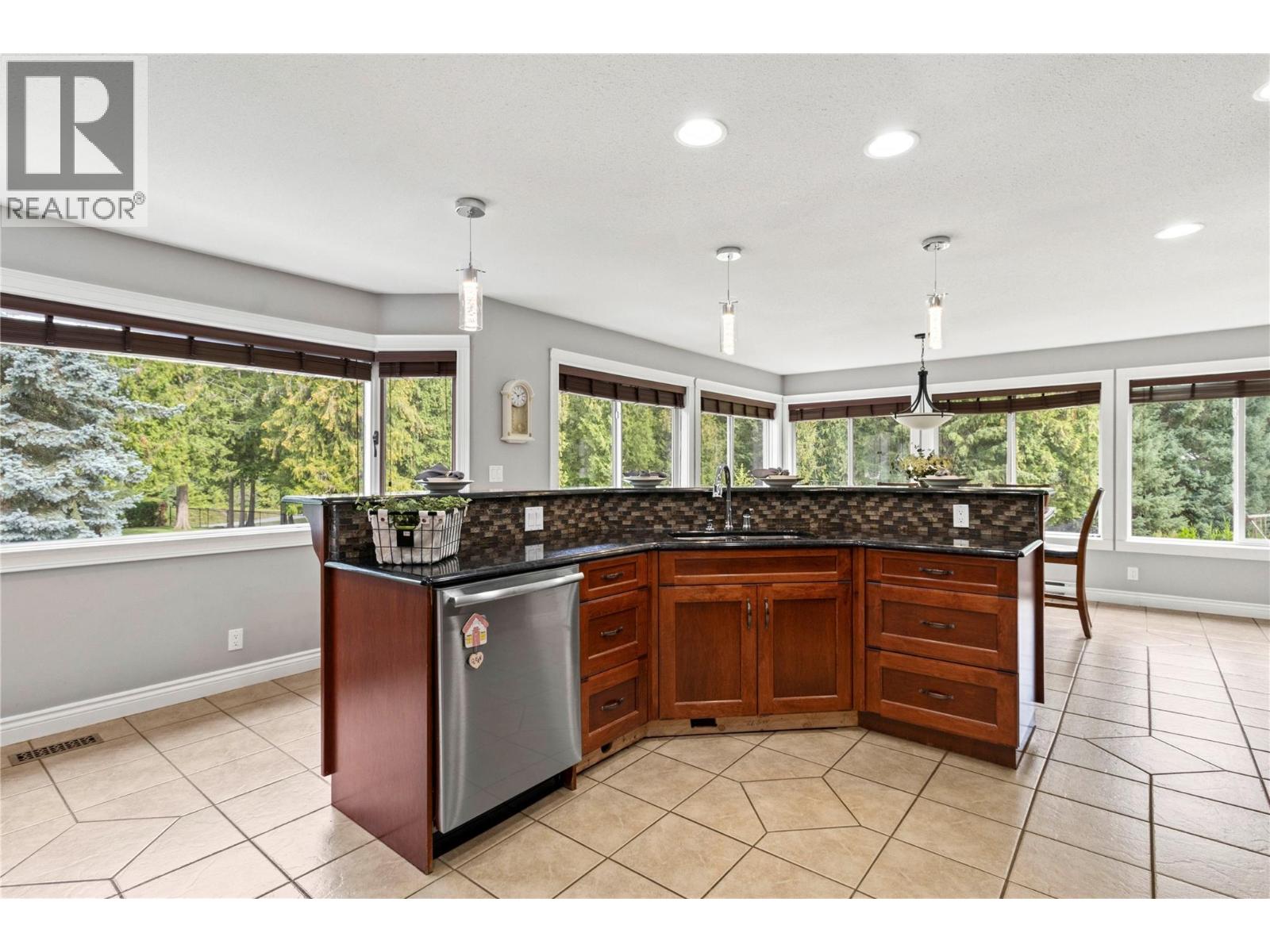 2746 Balmoral Road, Blind Bay