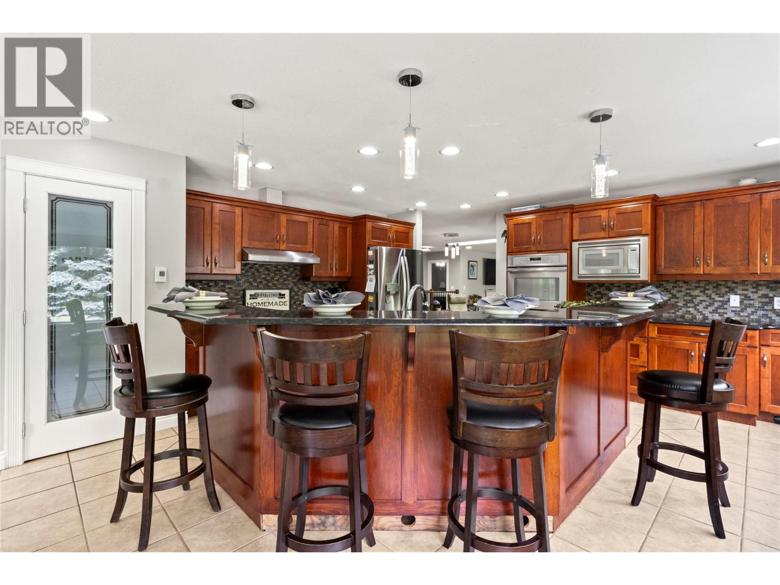 2746 Balmoral Road, Blind Bay