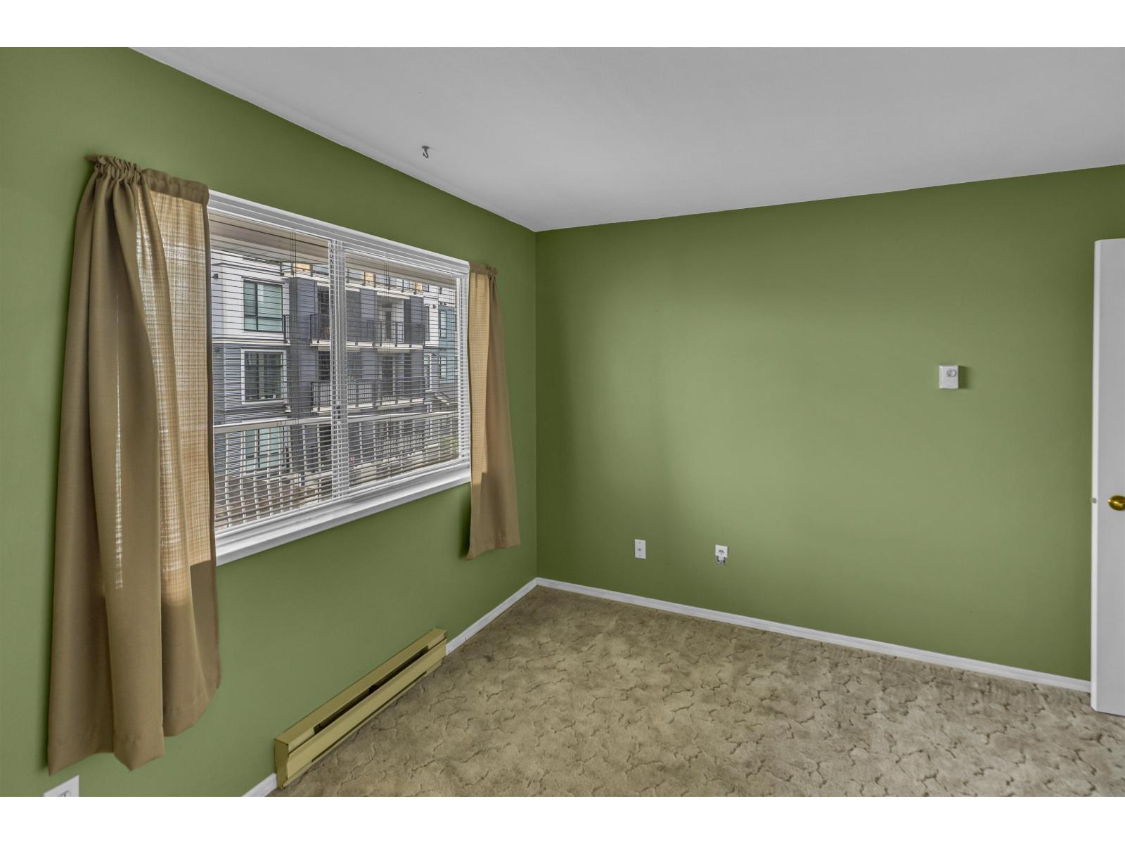 204 45660 KNIGHT ROAD, Sardis West Vedder, Sardis