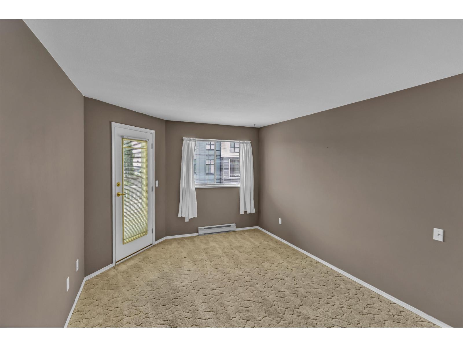 204 45660 KNIGHT ROAD, Sardis West Vedder, Sardis