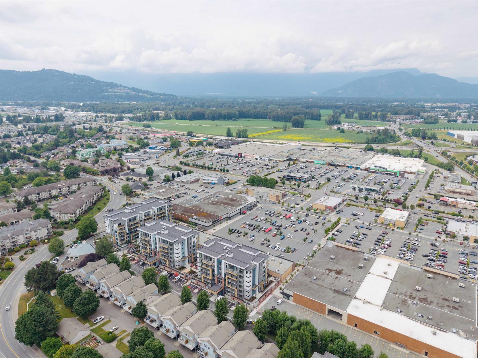 204 45660 KNIGHT ROAD, Sardis West Vedder, Sardis