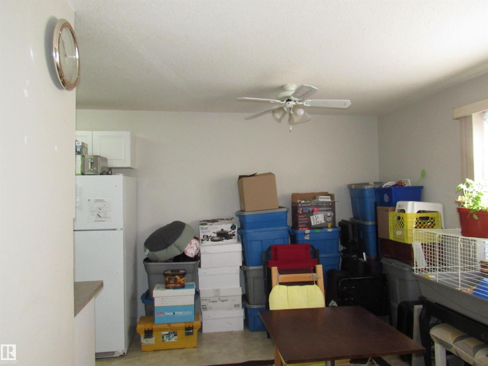 #122 3308 113 AV NW, Edmonton