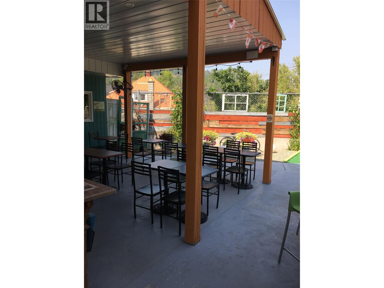 605 3 Highway, Greenwood