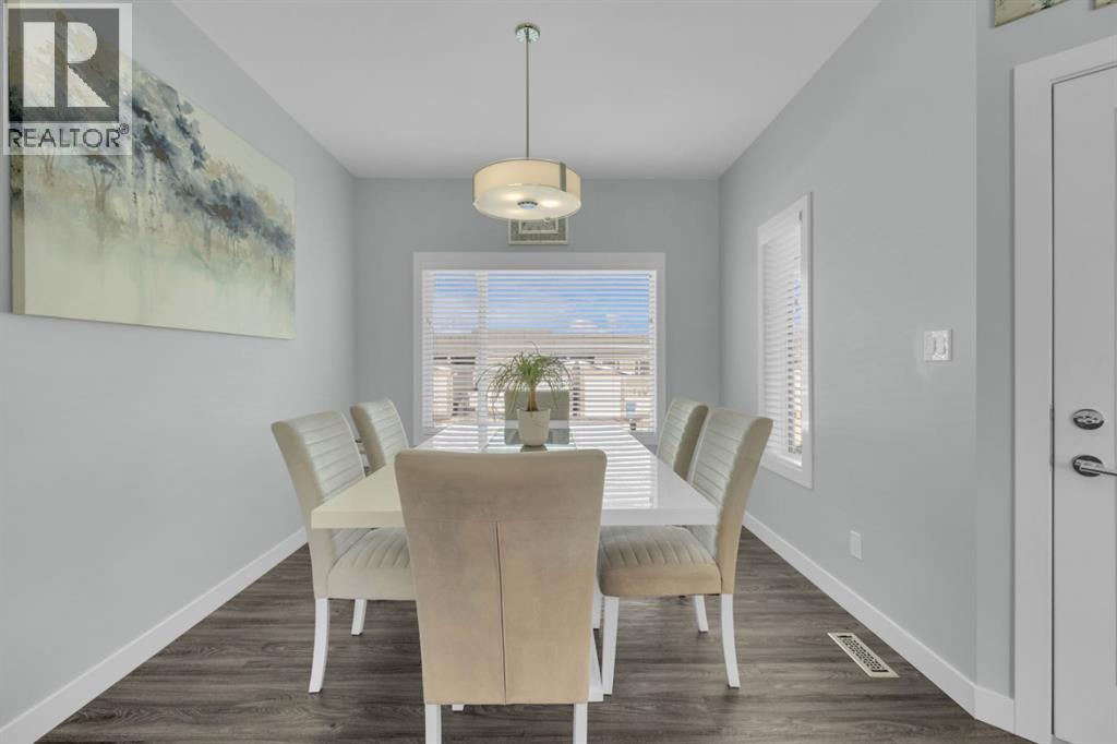 Single Family House Bi-level for Sale in  Evergreen Way Evergreen Red Deer 