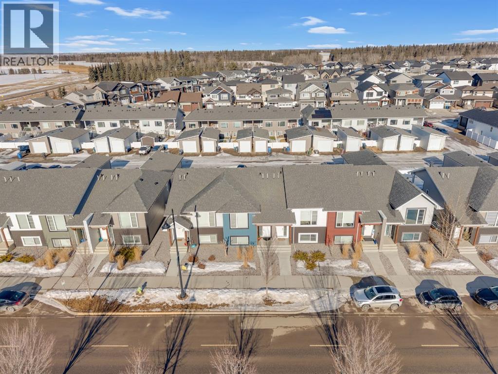 Single Family House Bi-level for Sale in  Evergreen Way Evergreen Red Deer 