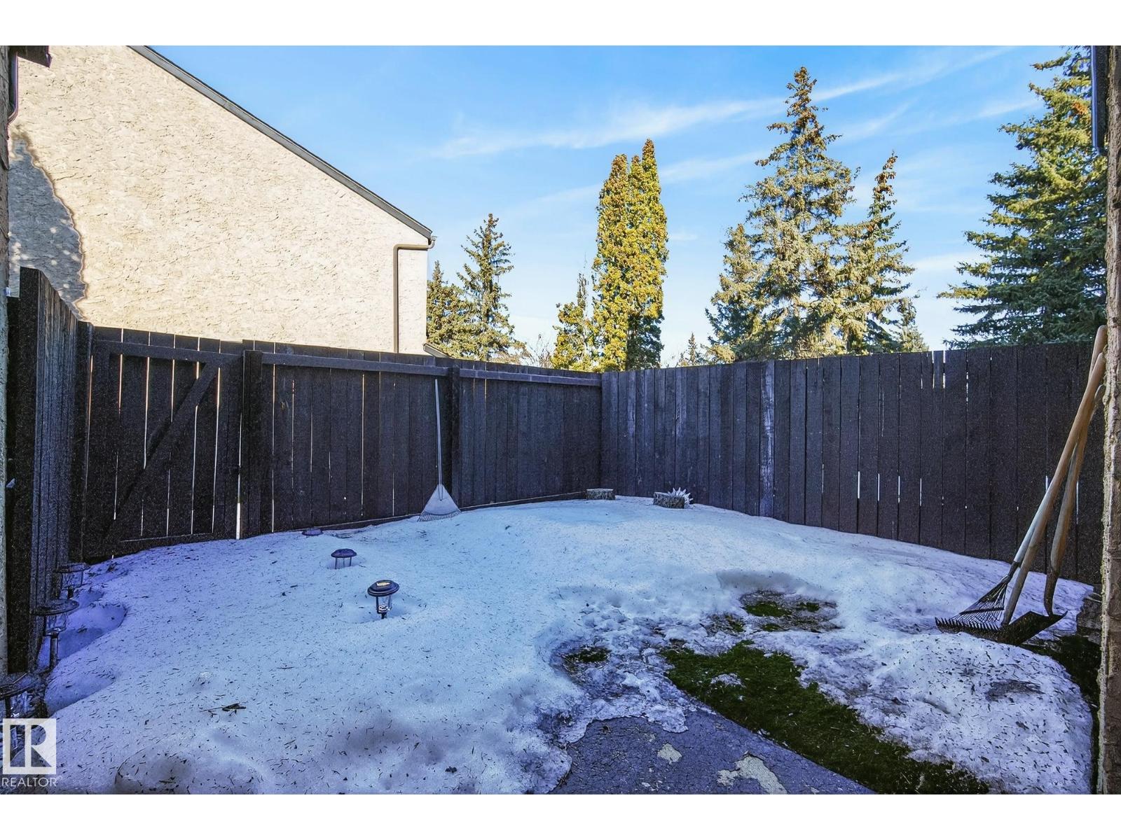 12022 25 AV NW, Edmonton