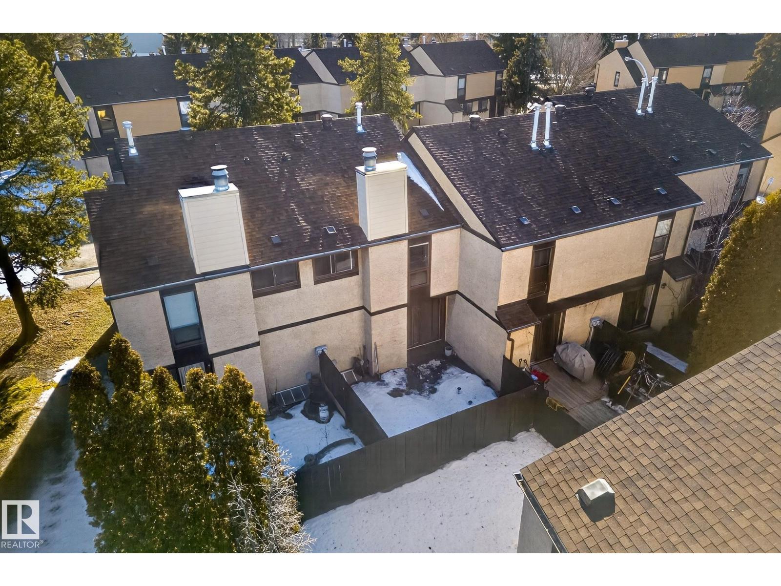 12022 25 AV NW, Edmonton