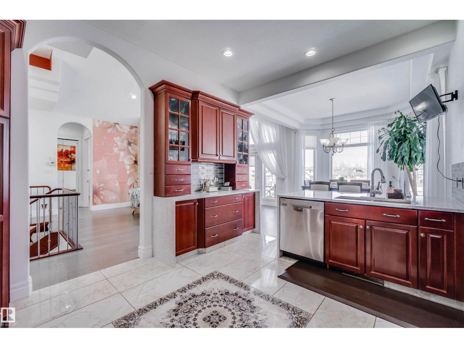 251 GALLAND CL NW, Edmonton