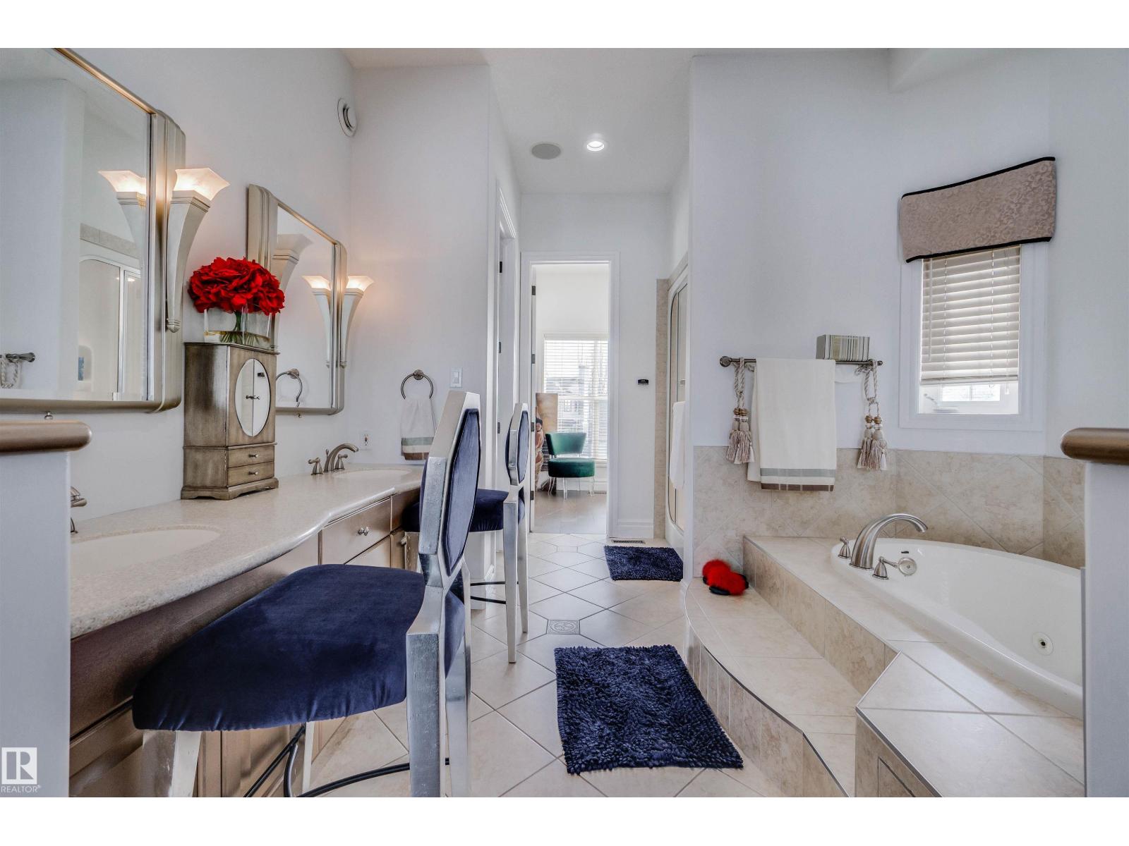 251 GALLAND CL NW, Edmonton