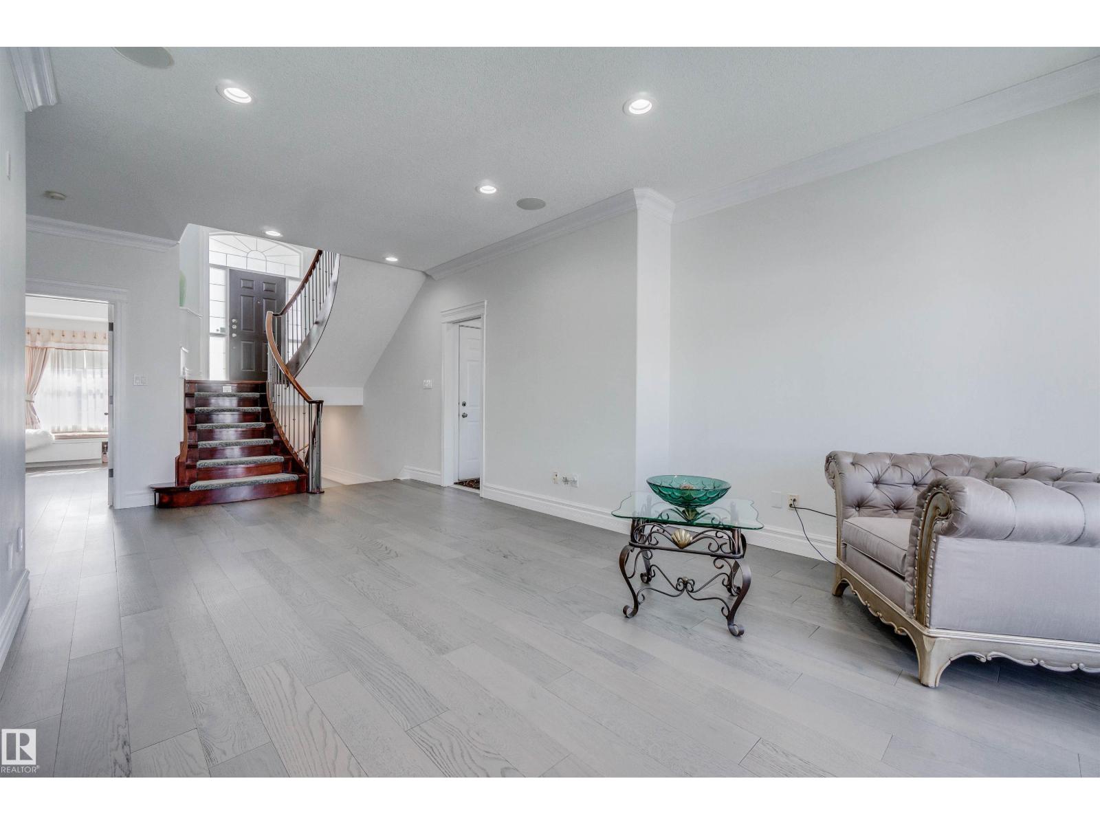 251 GALLAND CL NW, Edmonton