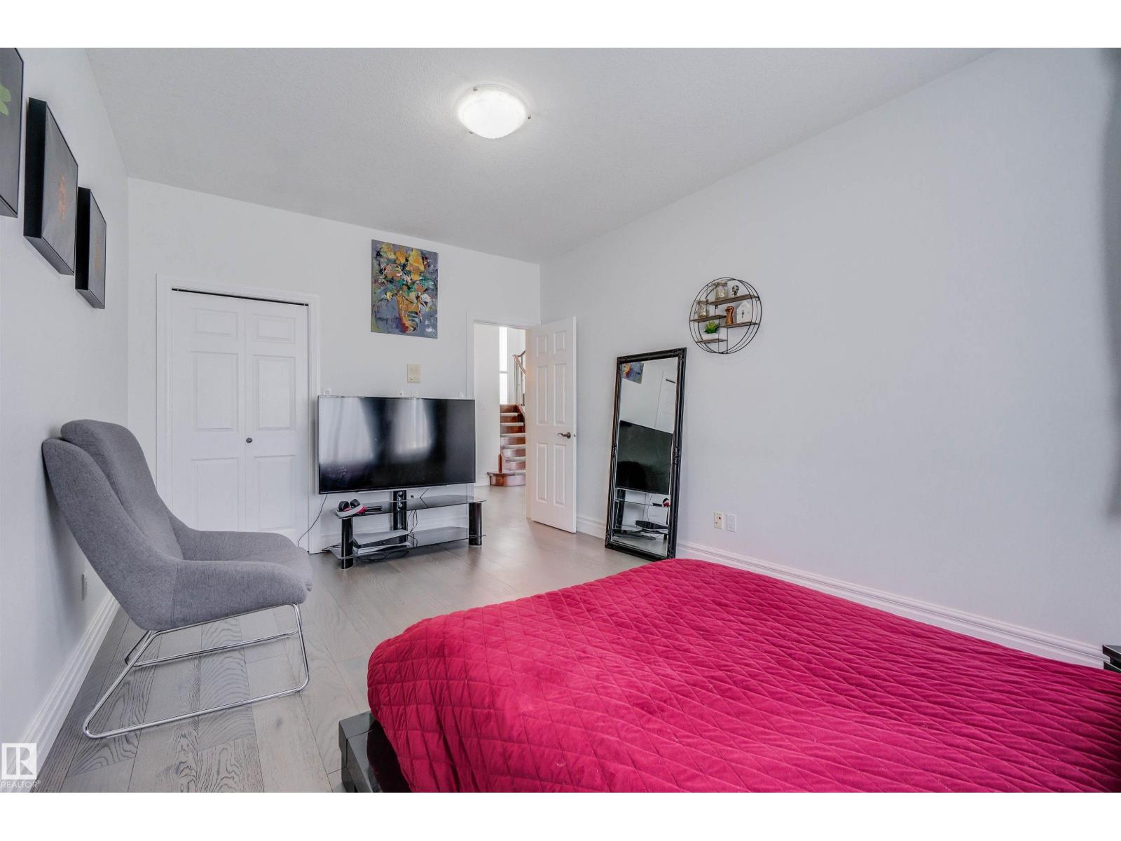 251 GALLAND CL NW, Edmonton