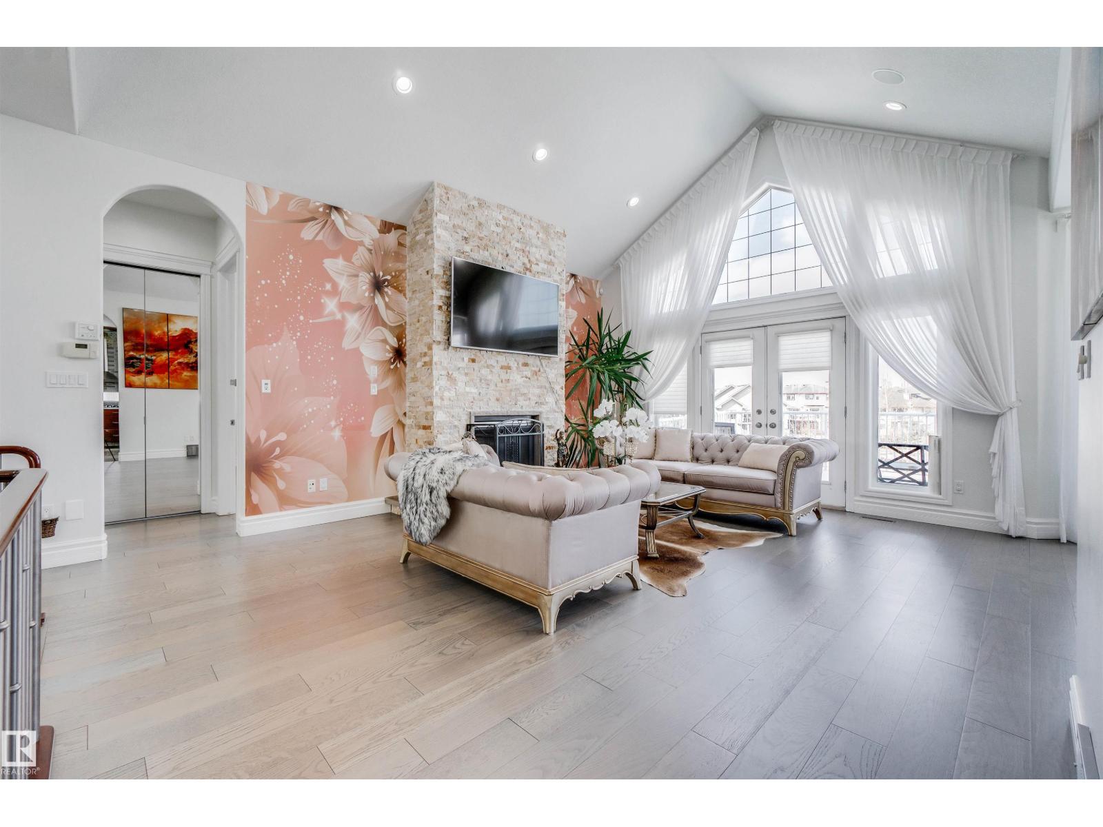 251 GALLAND CL NW, Edmonton