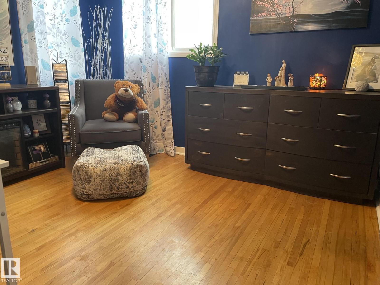 11844 96 ST NW, Edmonton