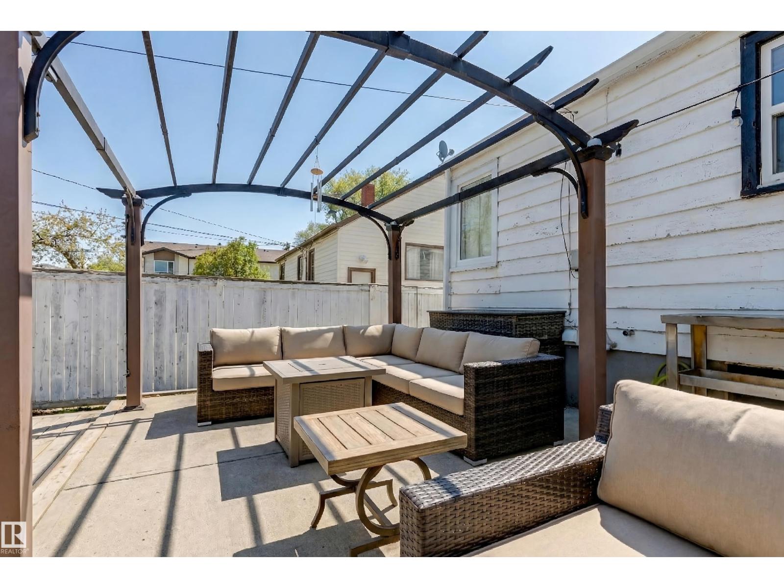 11844 96 ST NW, Edmonton