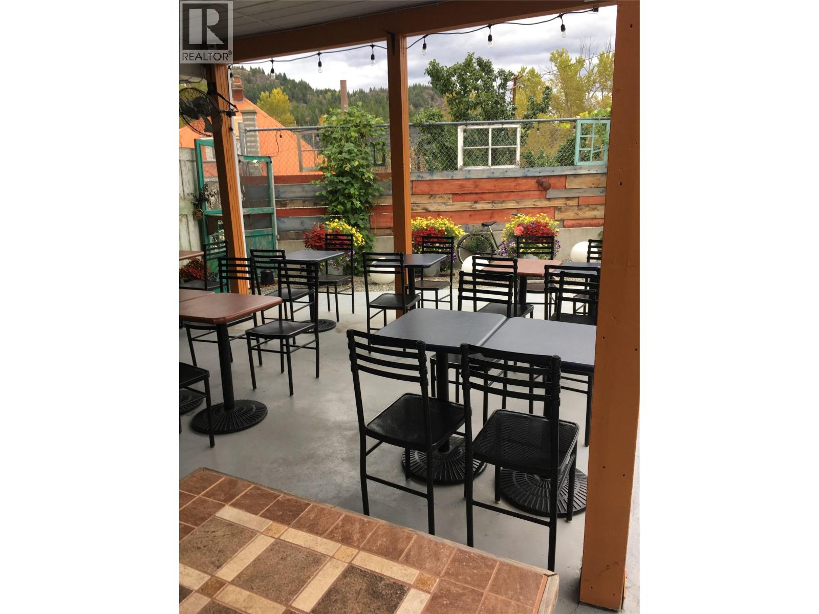 605 3 Highway, Greenwood