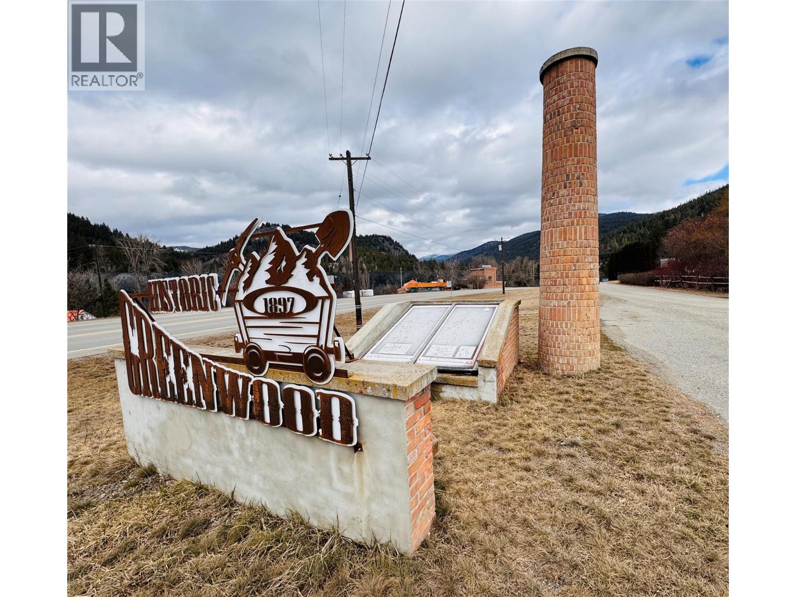 605 3 Highway - 37