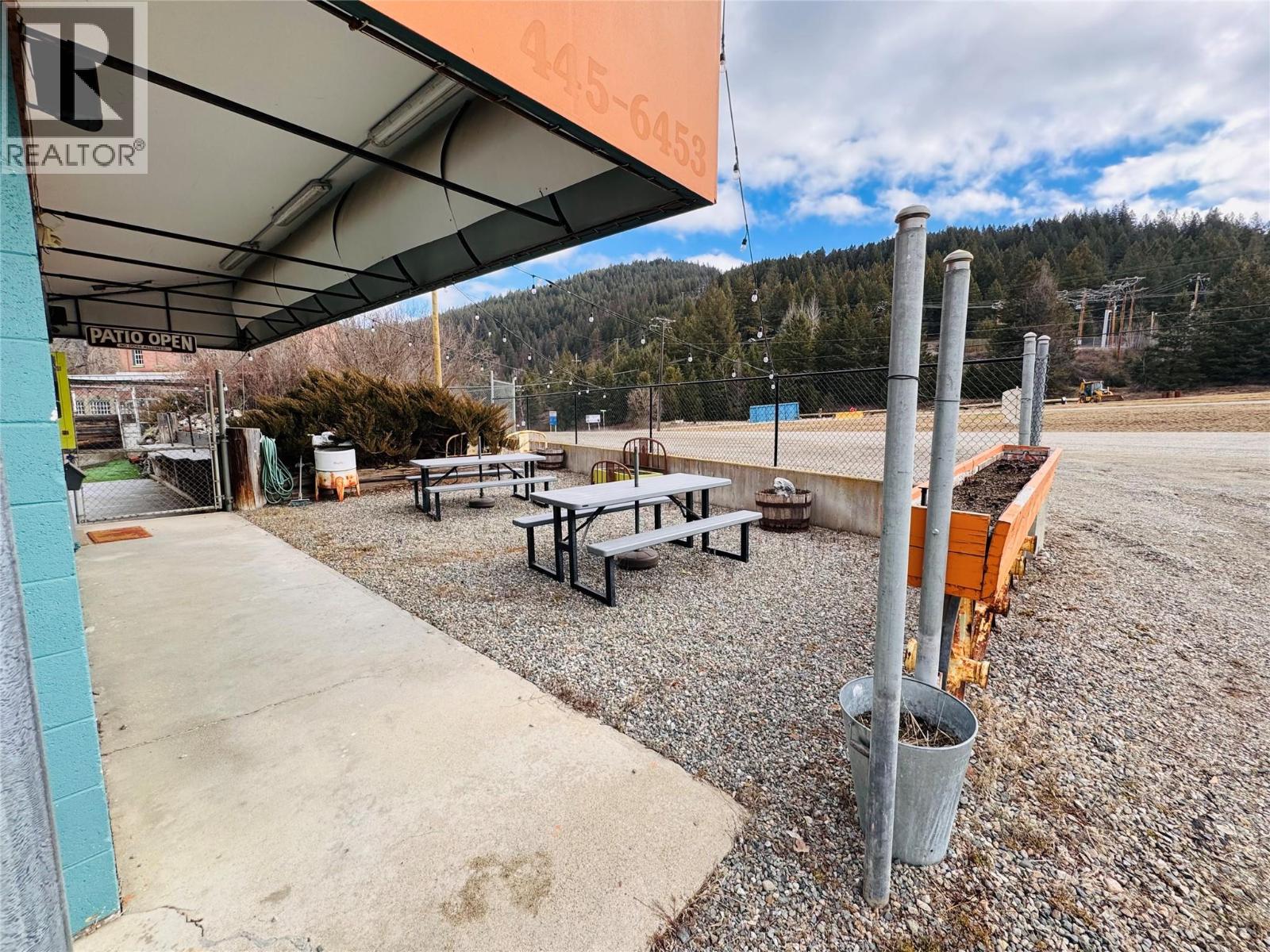 605 3 Highway - 6