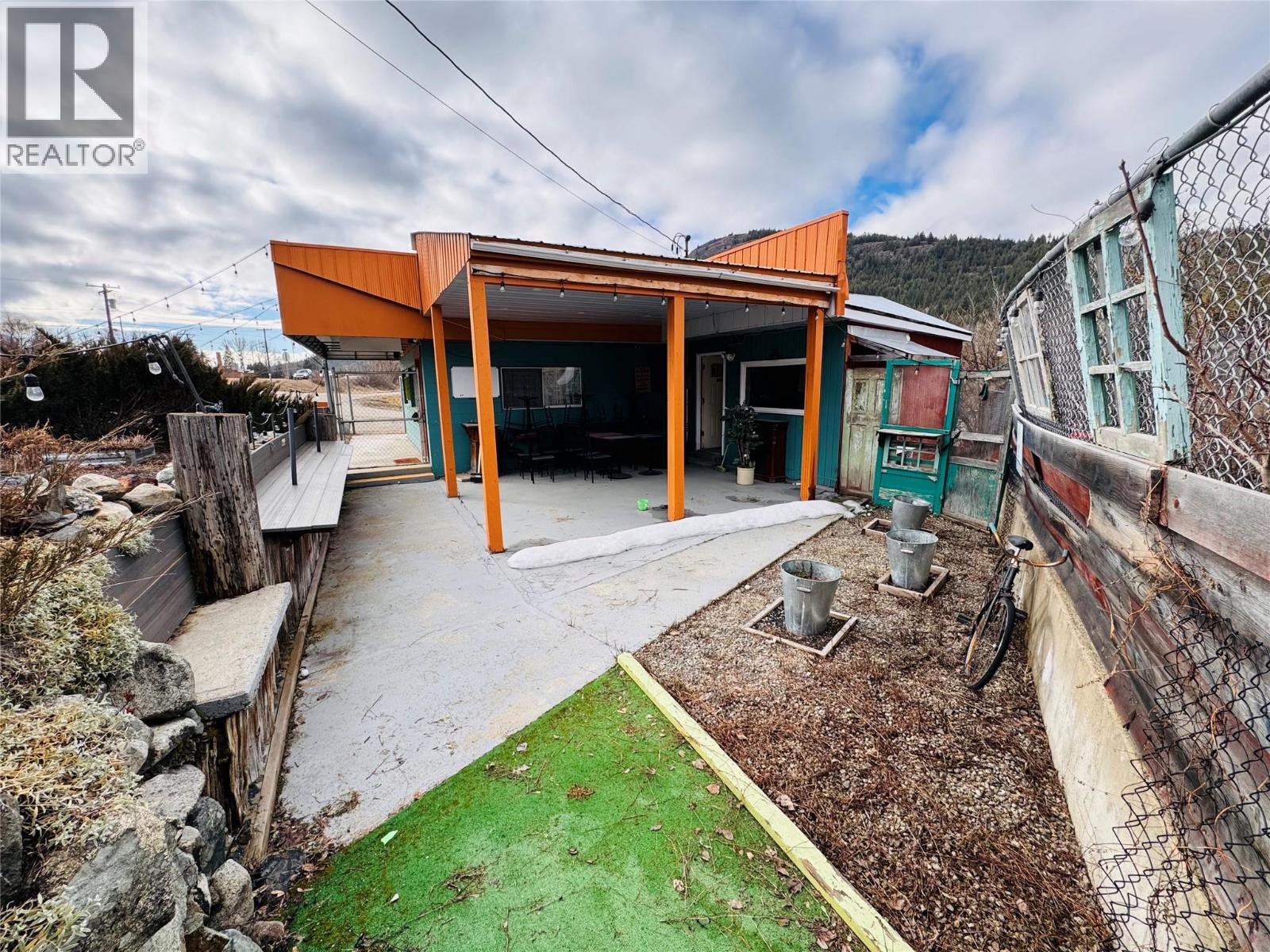 605 3 Highway, Greenwood