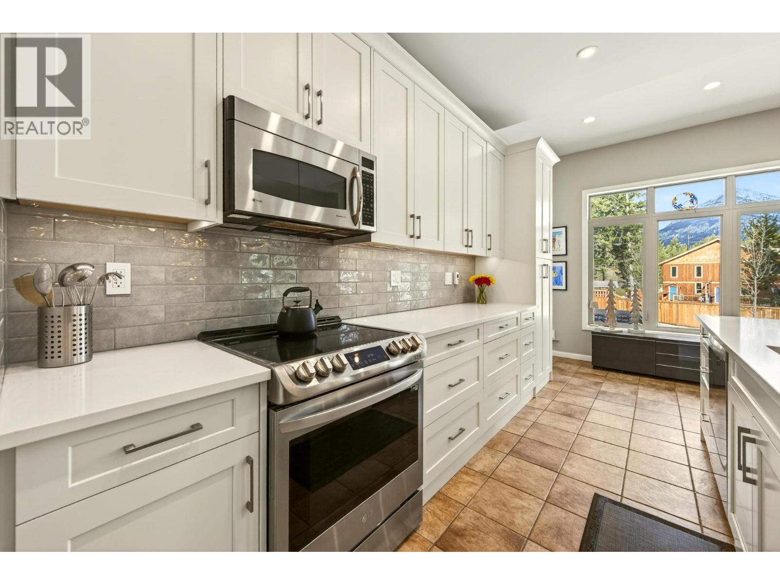 1500 Quartz Crescent, Golden