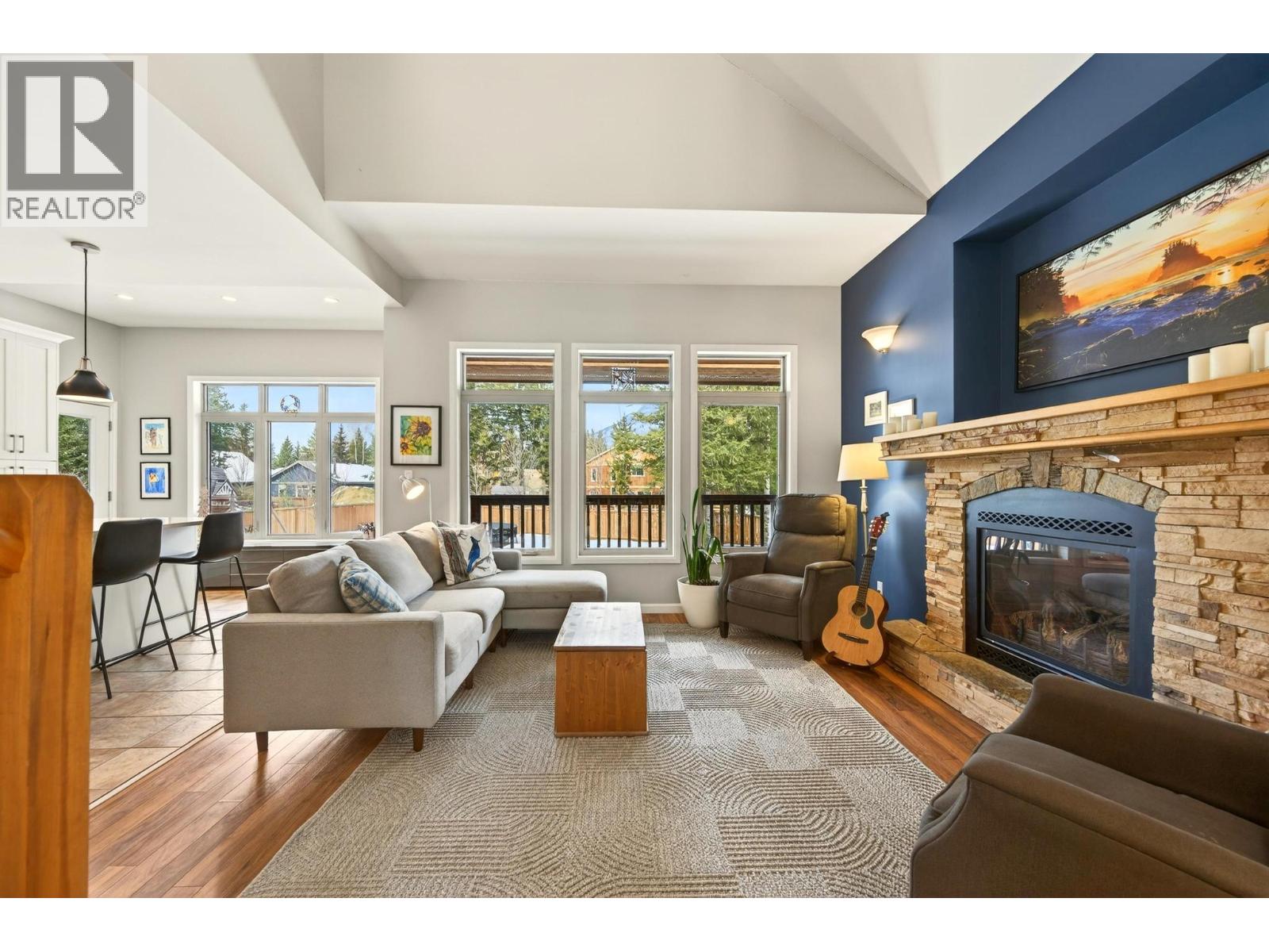 1500 Quartz Crescent, Golden