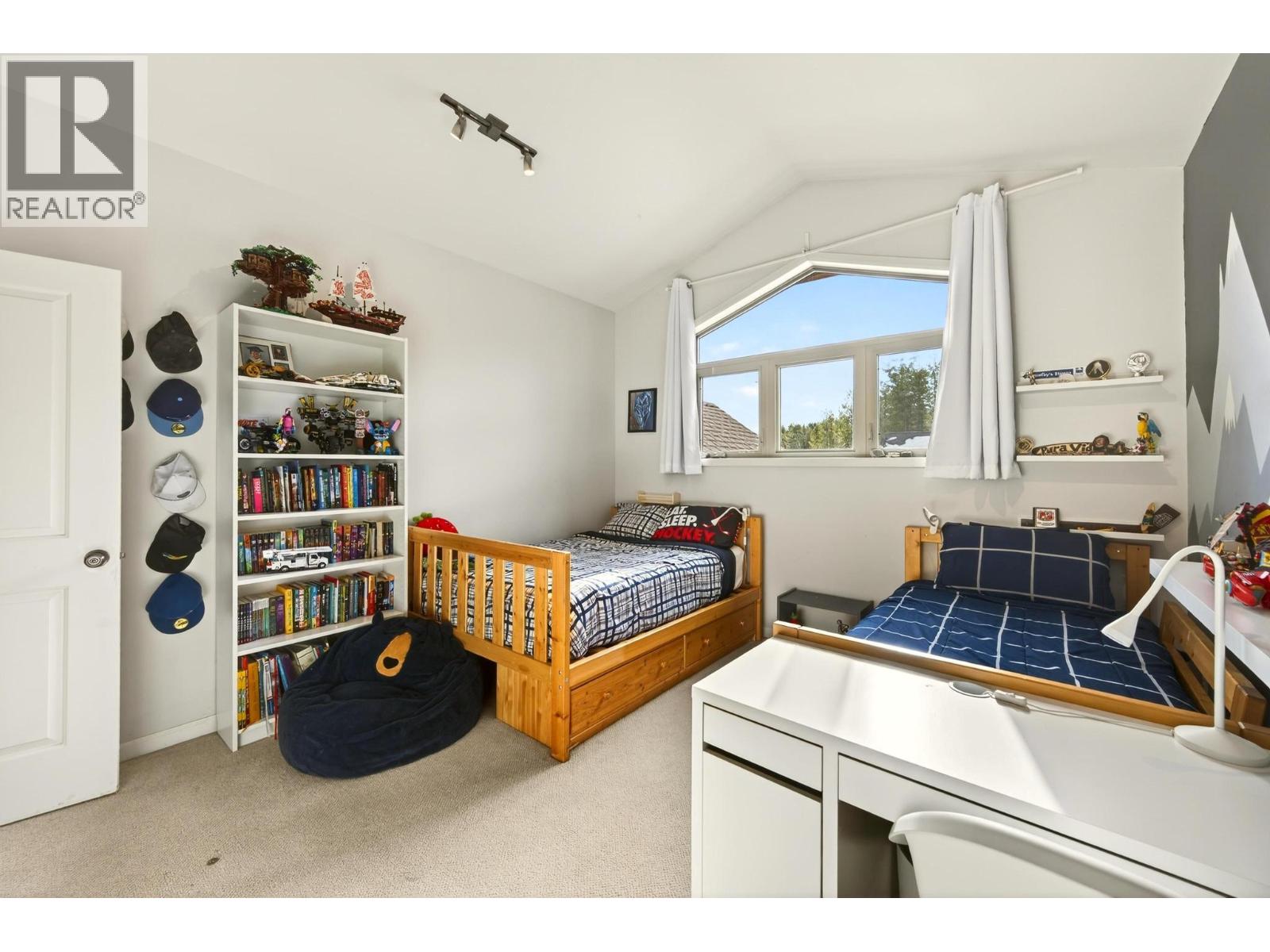 1500 Quartz Crescent, Golden