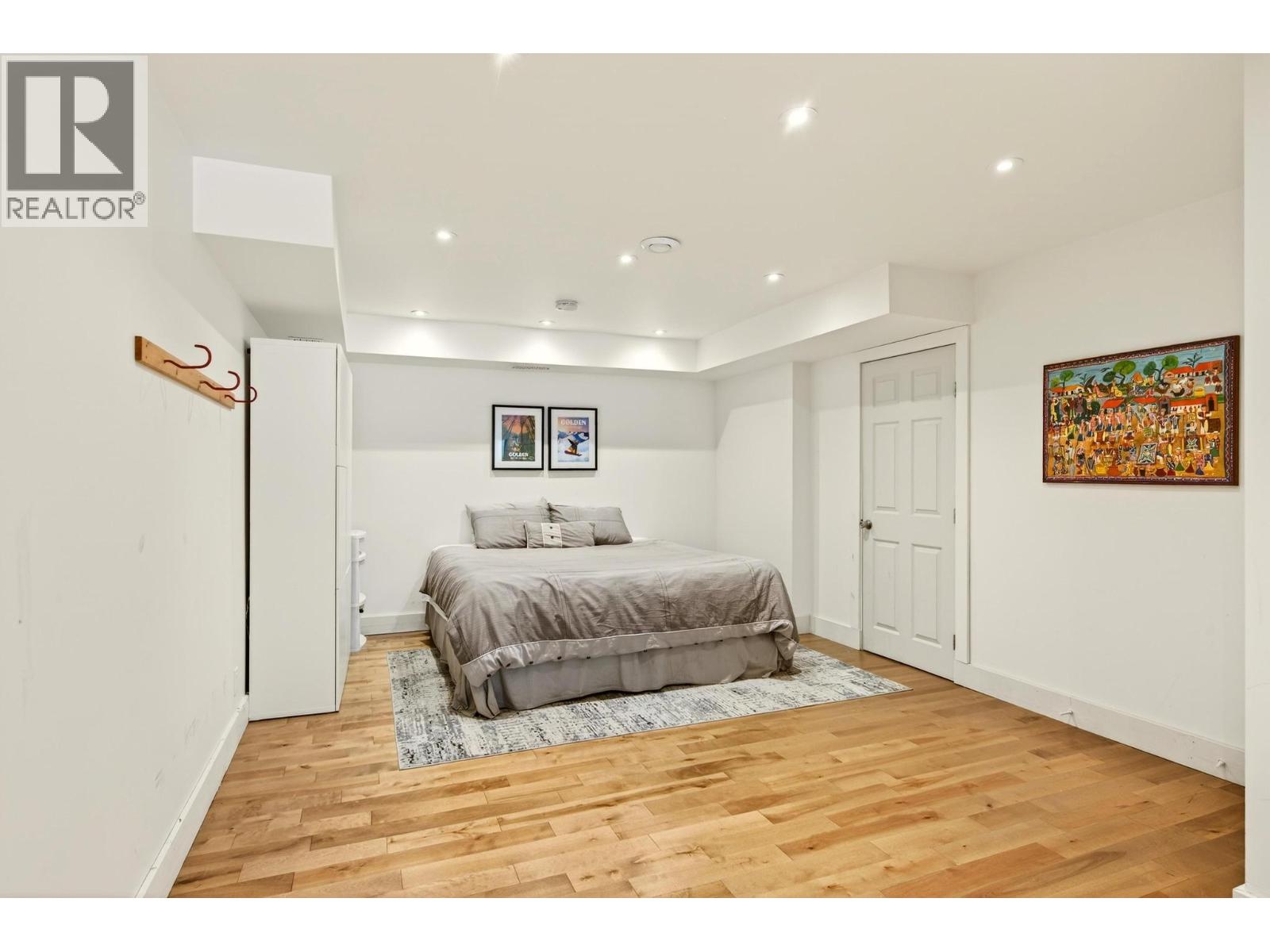 1500 Quartz Crescent, Golden