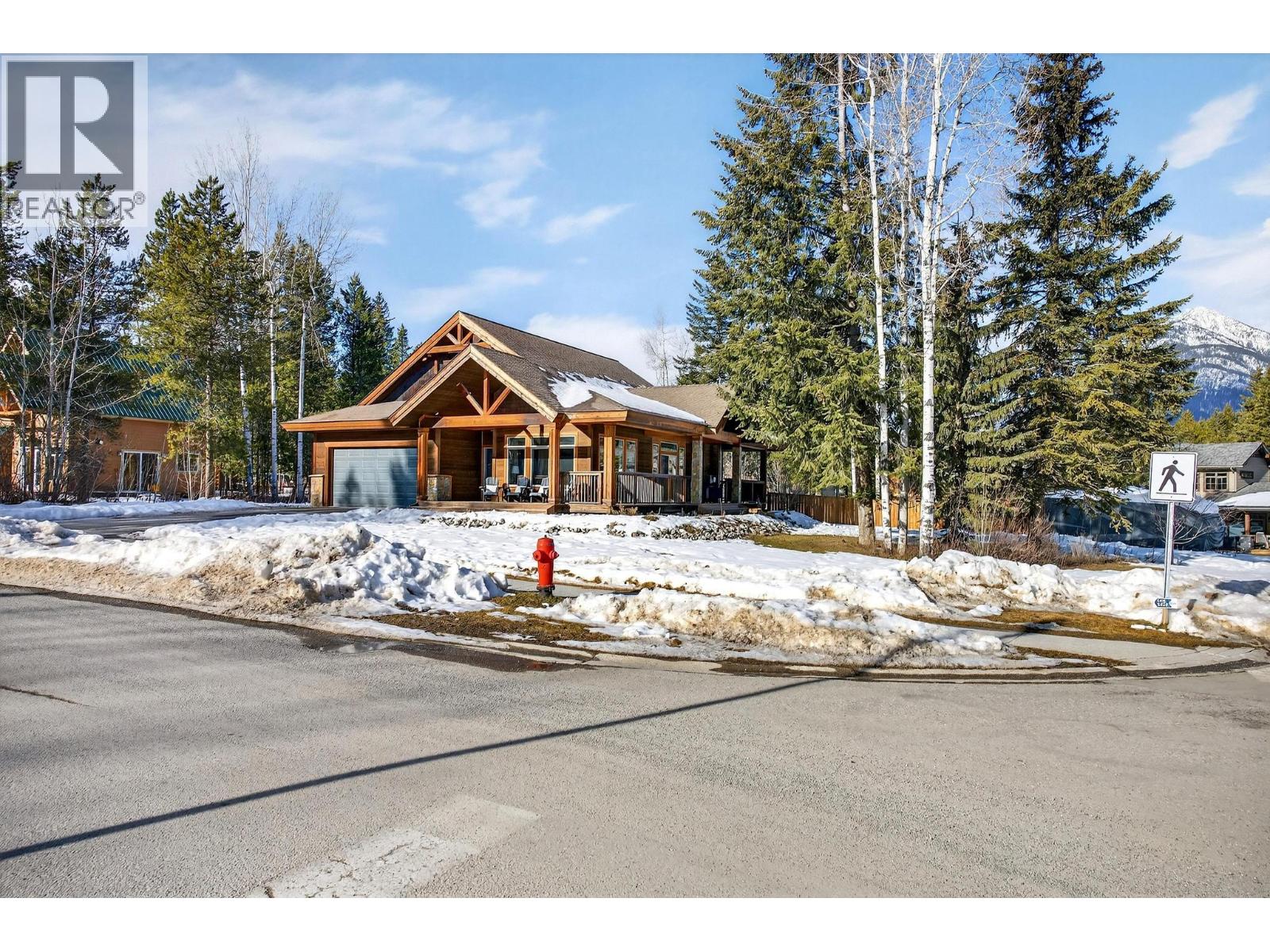 1500 Quartz Crescent, Golden