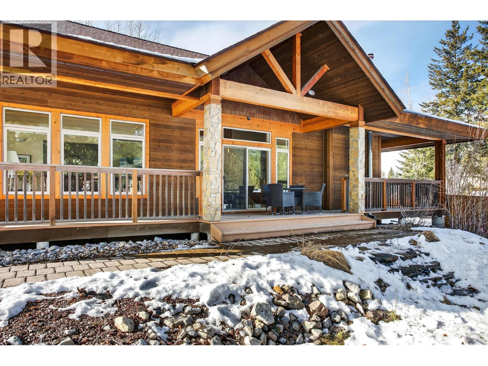 1500 Quartz Crescent, Golden