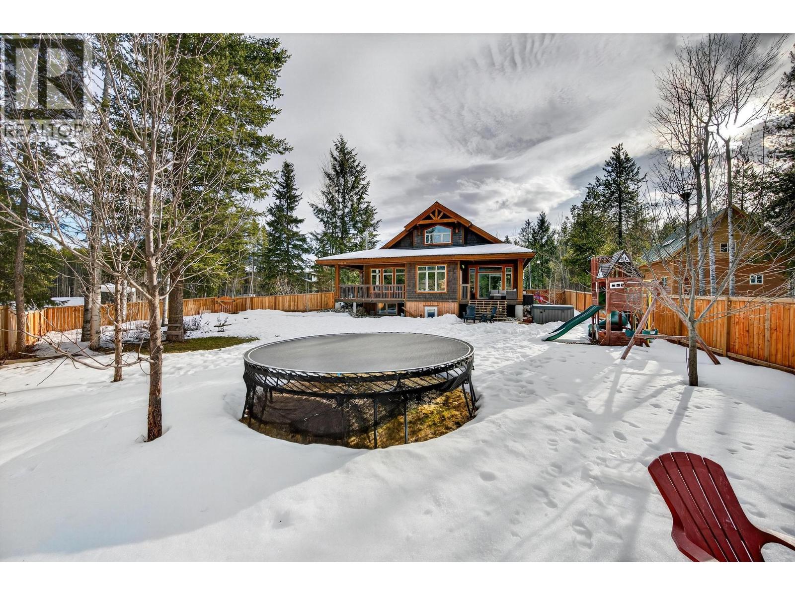 1500 Quartz Crescent, Golden