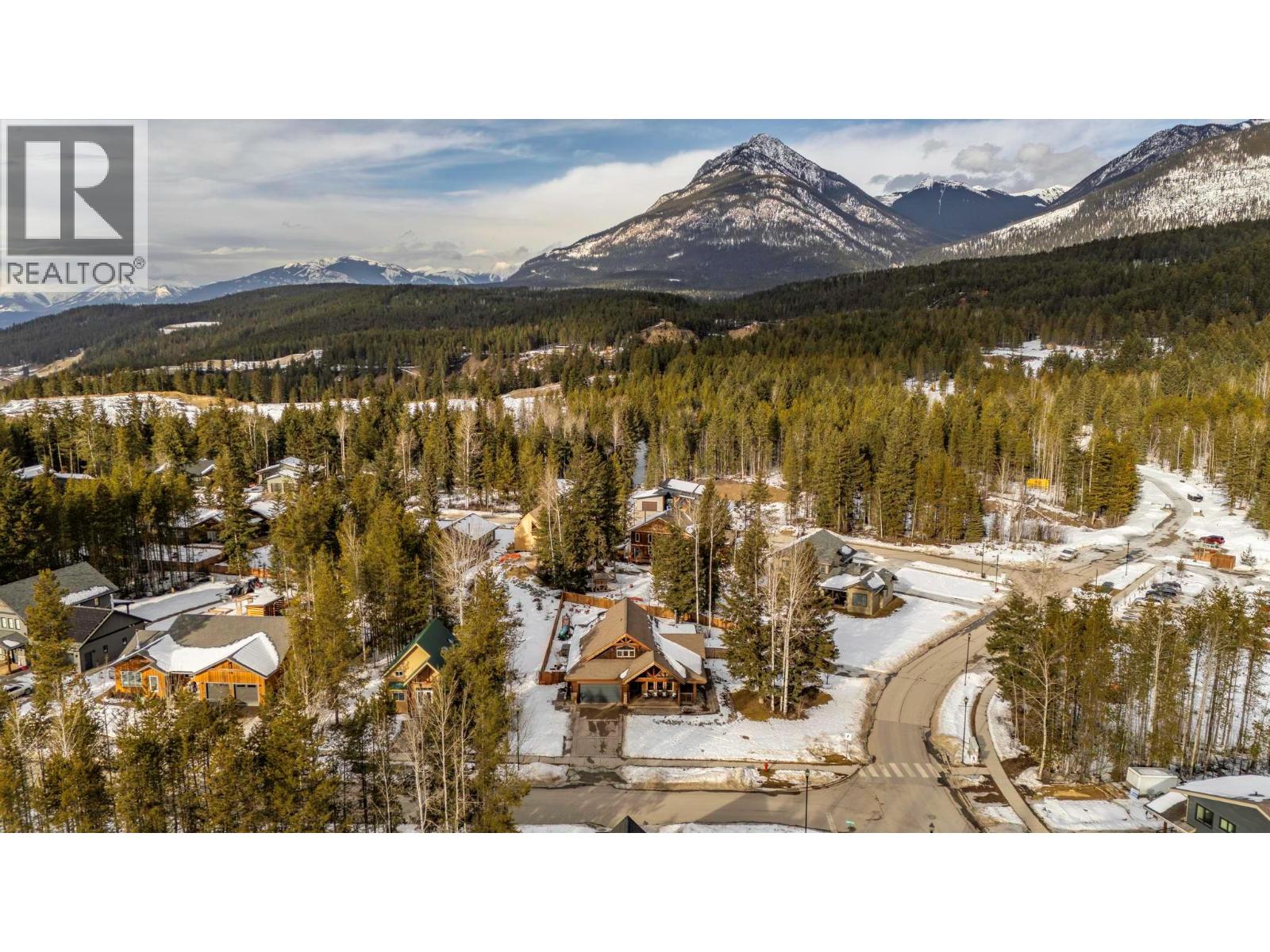 1500 Quartz Crescent, Golden