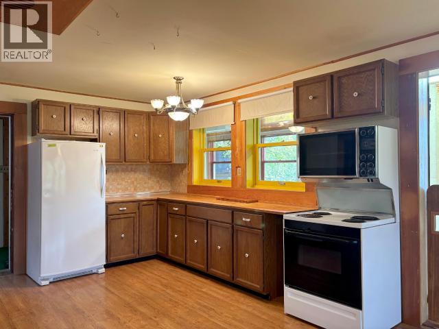 1217 7TH AVENUE - 7