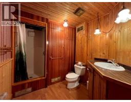 Laundry room - 1217 7th Avenue, Dawson City, YT Y0B1G0 Photo 8