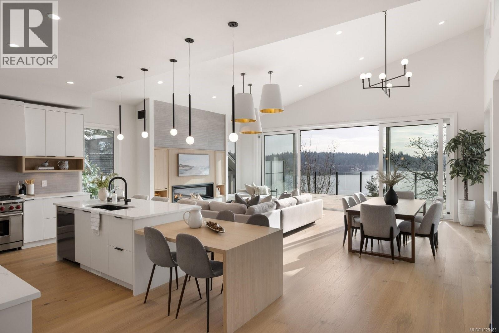 11392 Chalet Rd - Photo 5 of 50, North Saanich, British Columbia