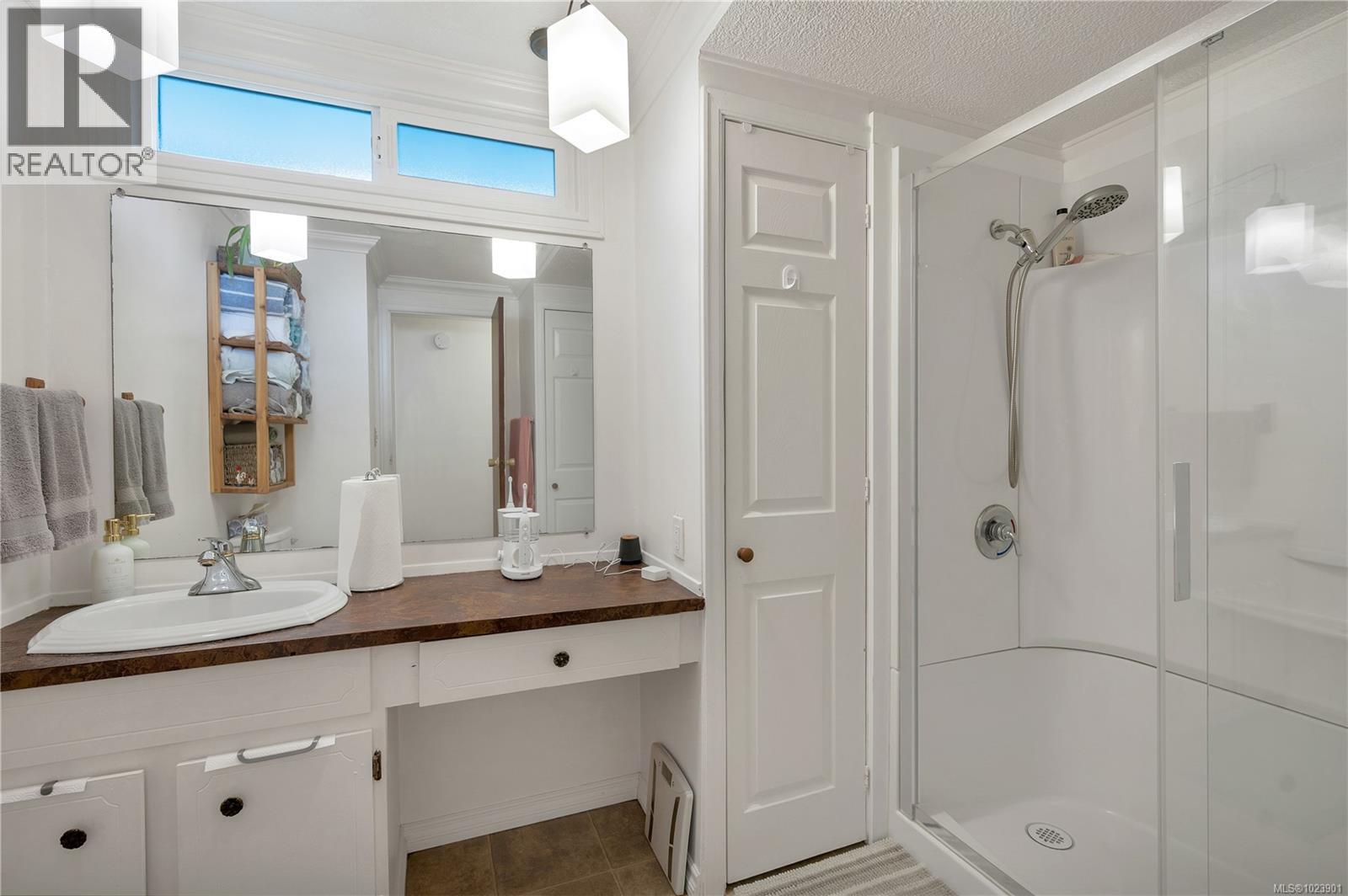 56 1160 Shellbourne Blvd, Campbell River