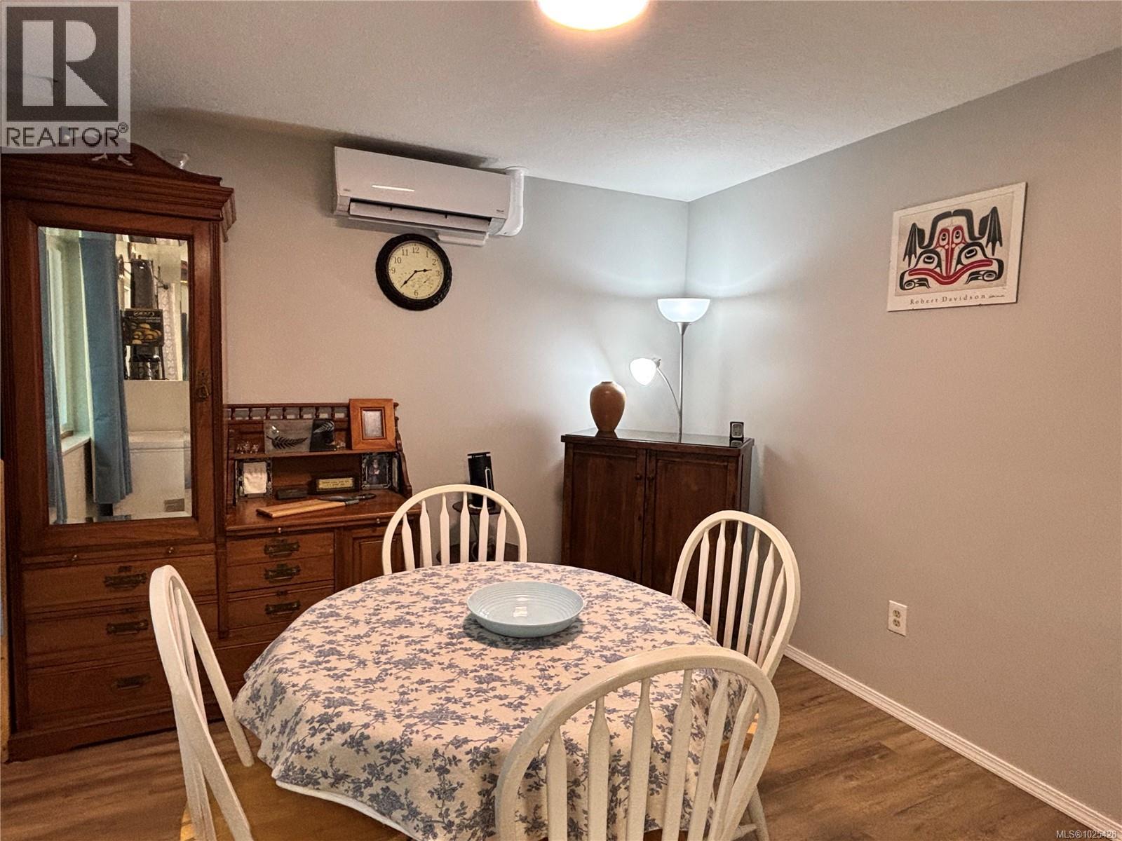 419 Donner Dr, Gold River