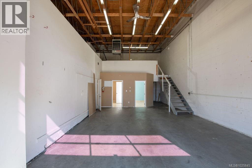 2130 Cliffe Ave, Courtenay