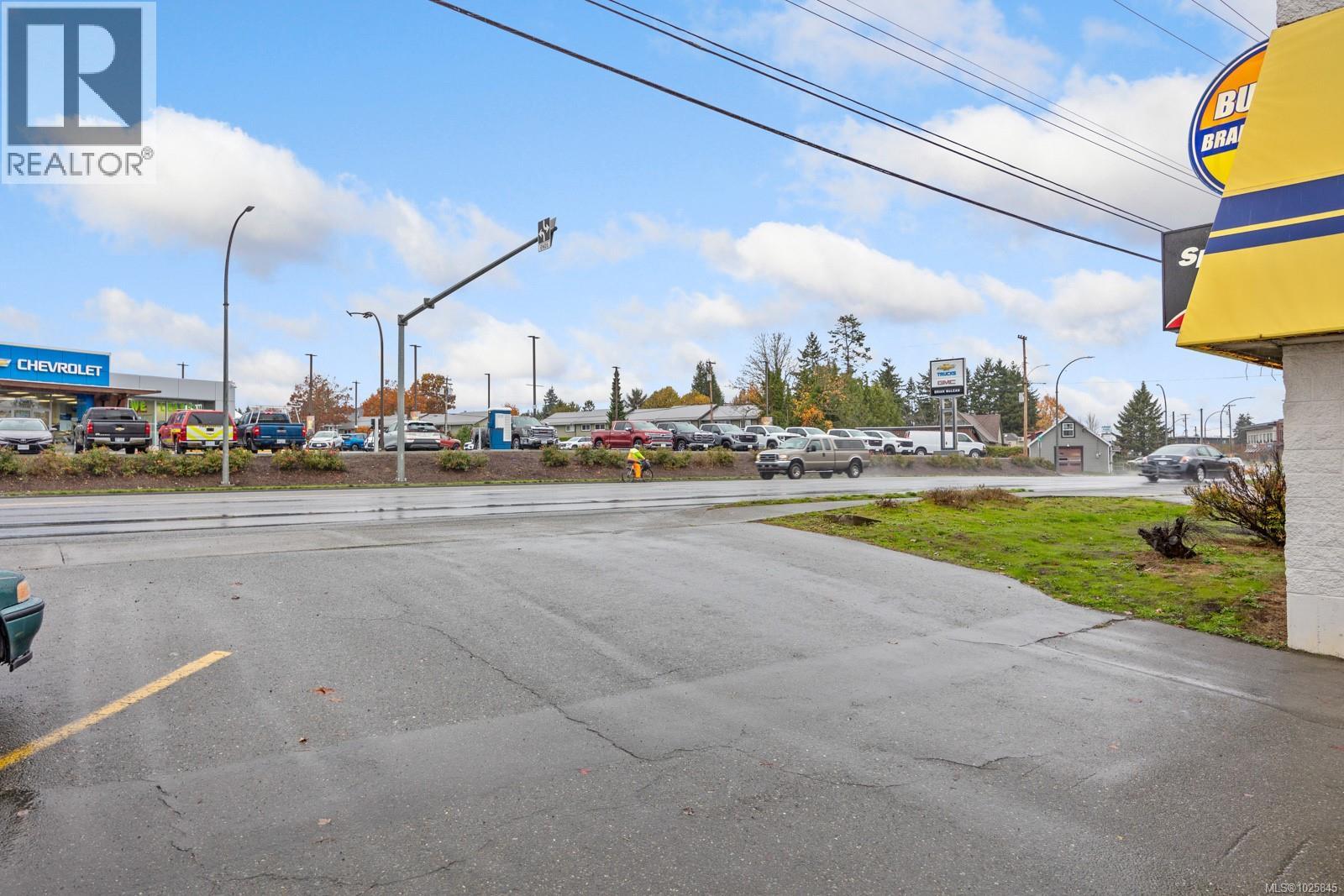 2130 Cliffe Ave, Courtenay