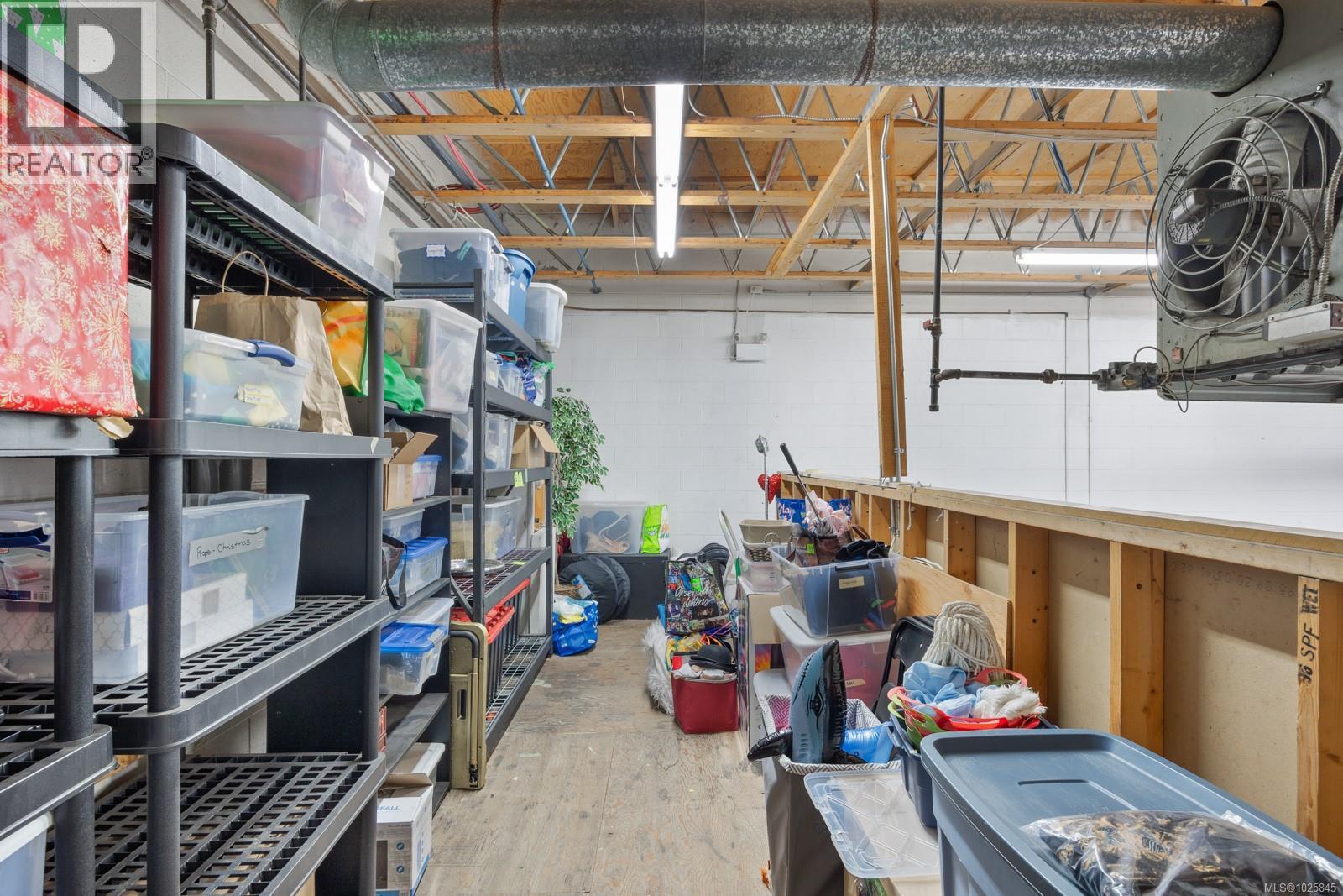 2130 Cliffe Ave, Courtenay