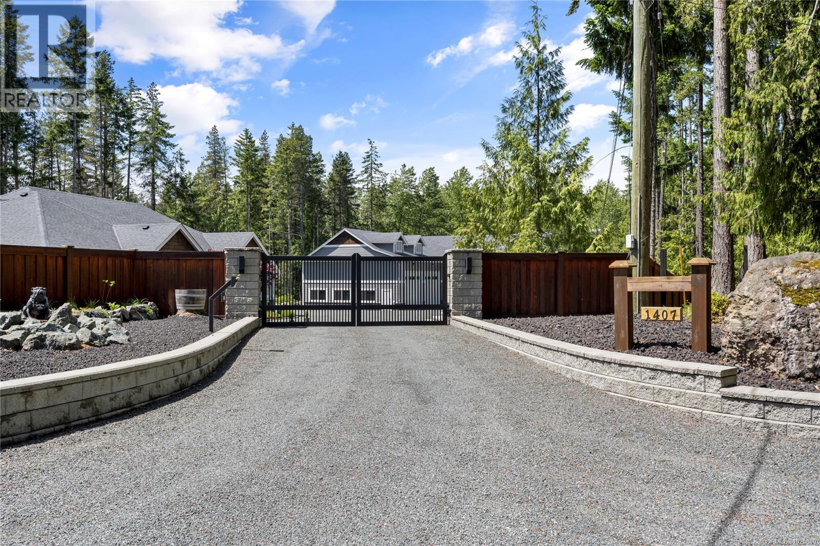 1407 Leffler Rd - Photo 2 of 40, Errington, British Columbia